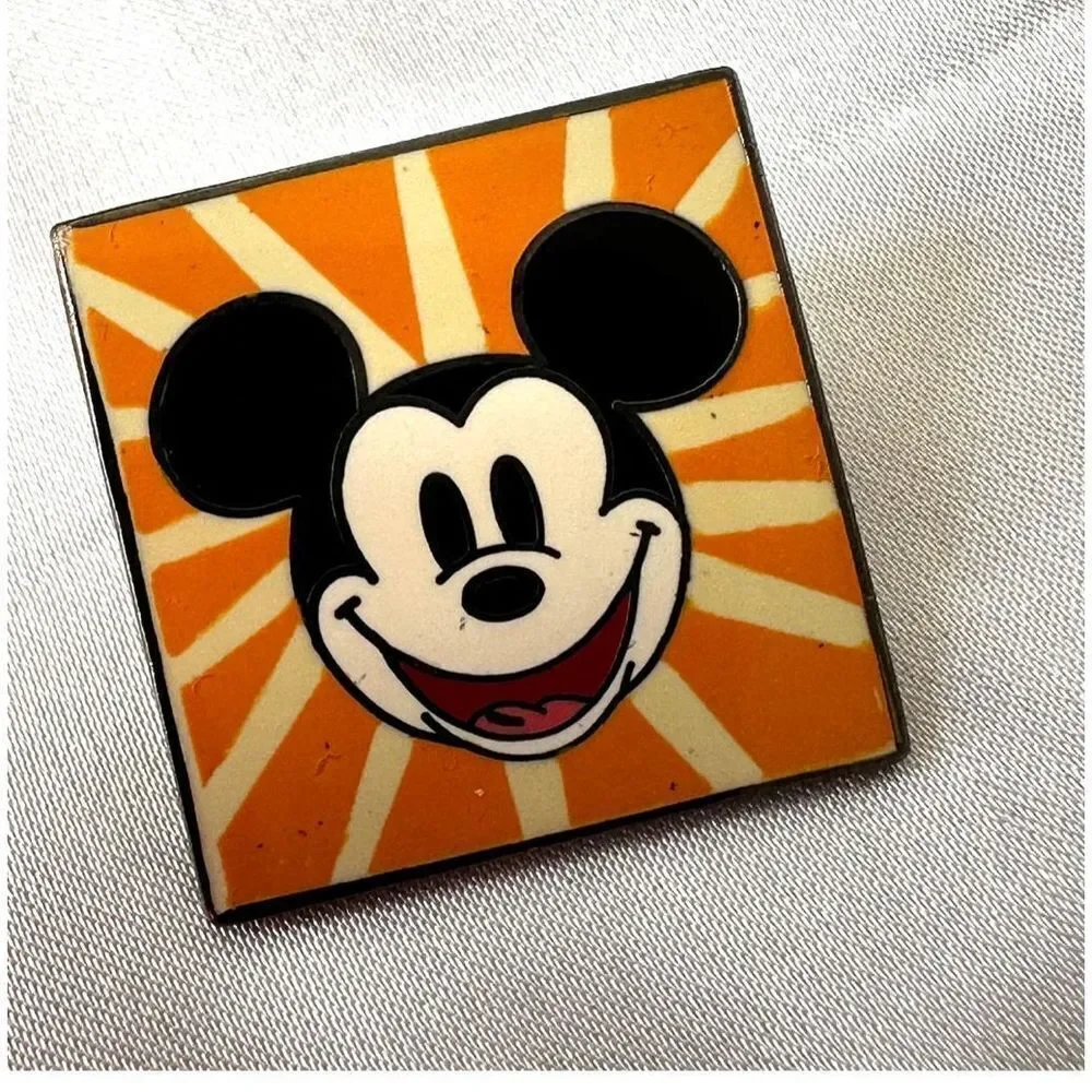 Disney collectible Mickey Mouse sunburst pin